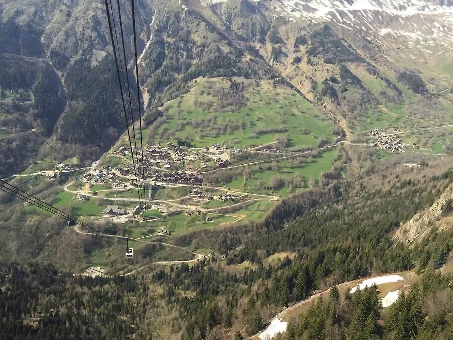 Chalet Des Cousins: Fantastic Alpine Chalet Vaujany